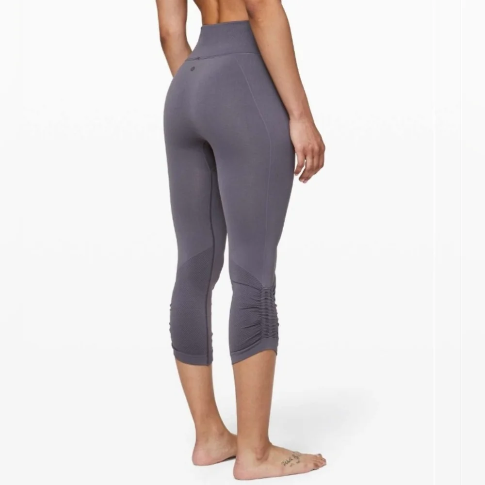 Lululemon Ebb To Street Crop 21